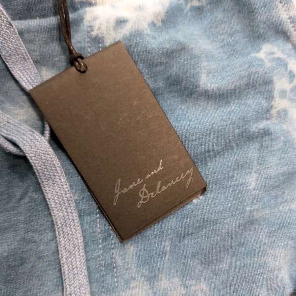 NWT Womens Athleisure Blue 2 Pc Tie Dye Joggers & Sold Color Sweatshirt Sz SML - Picture 5 of 10